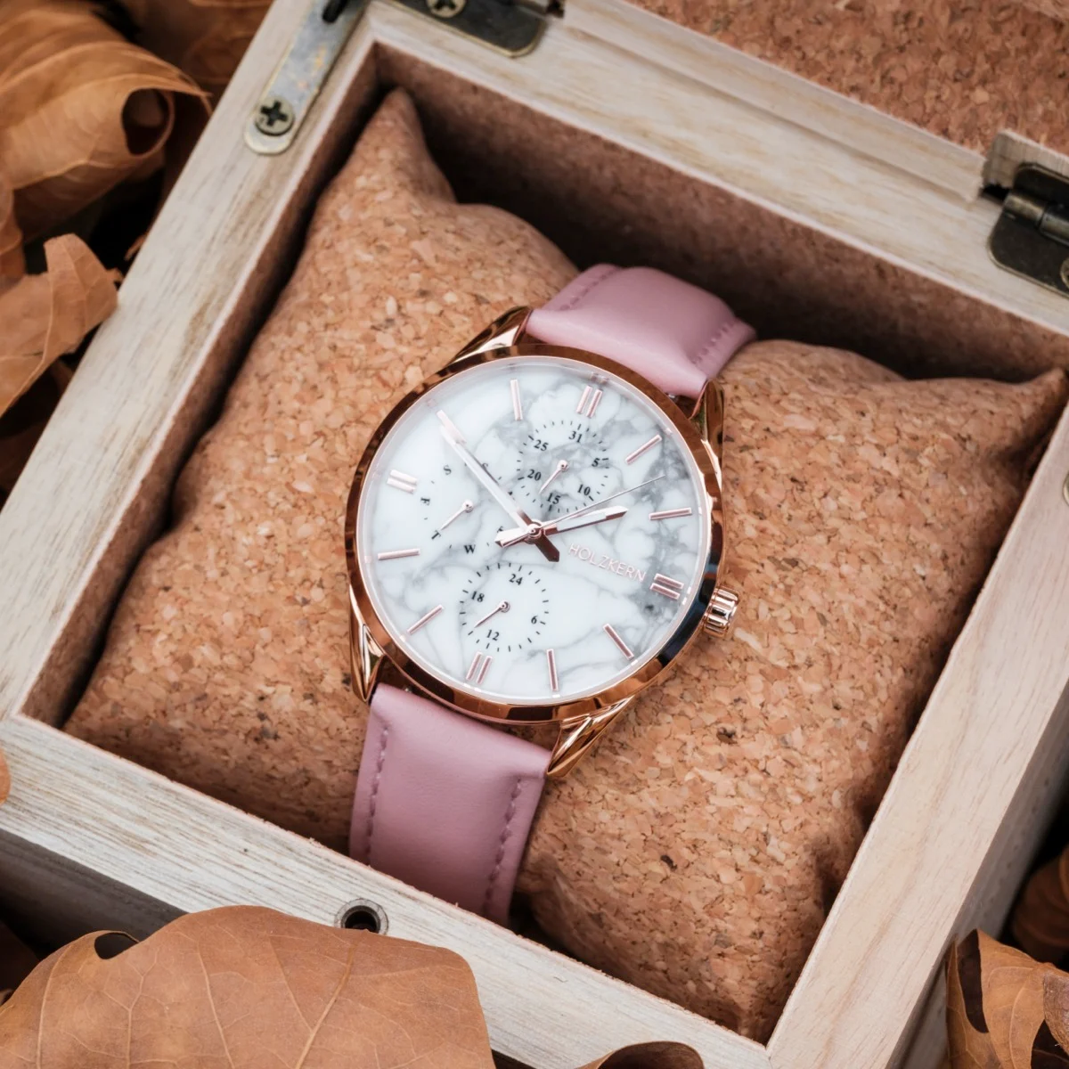 Holzkern Damenuhr Gifted Howlith/Rosa