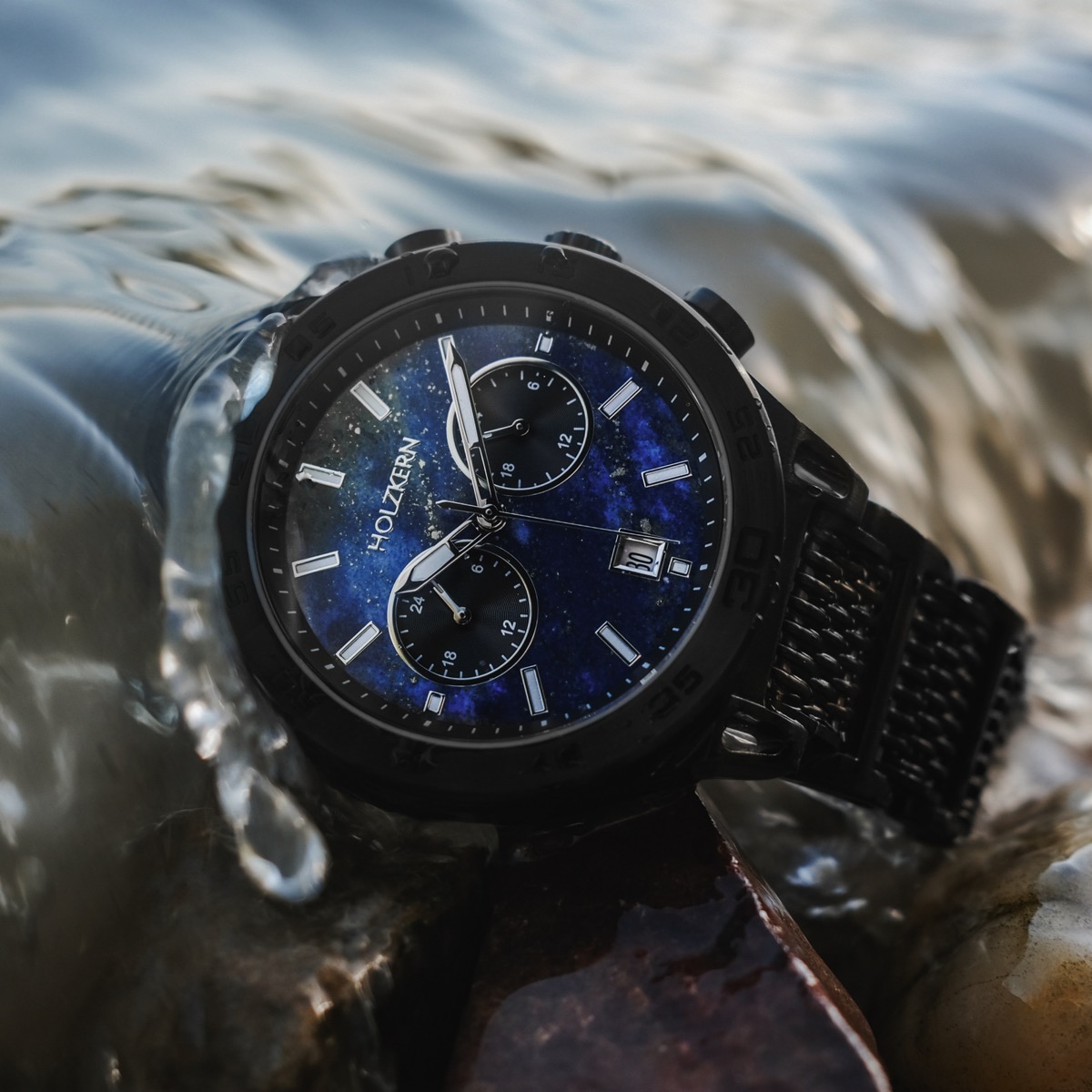 Holzkern Herrenuhr Aoraki Lapislazuli & Schwarz