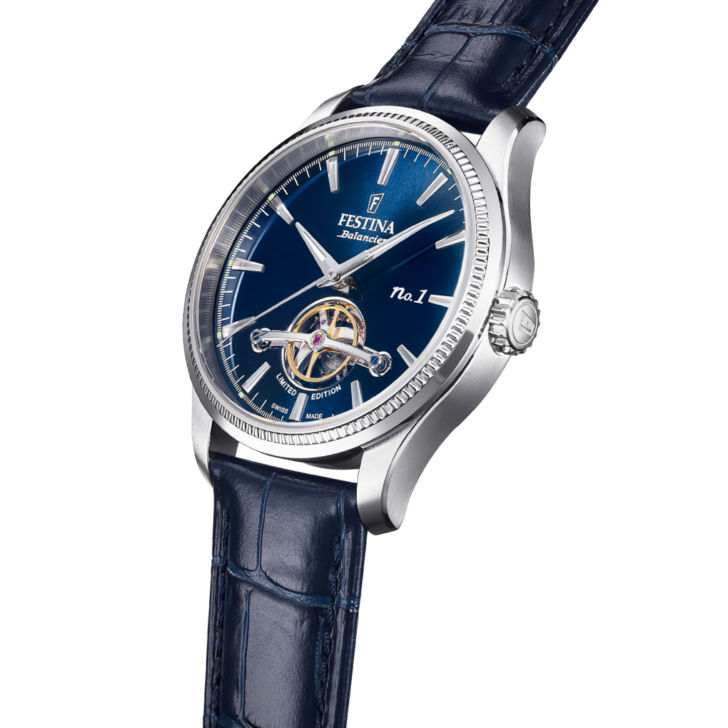 Festina F1902/6 Automatik-Herrenuhr, limitierte 120-Jahre-Edition, Edelstahlgehäuse 41,5 mm, dunkelblaues Lederband mit Krokoprägung, schräge Draufsicht
